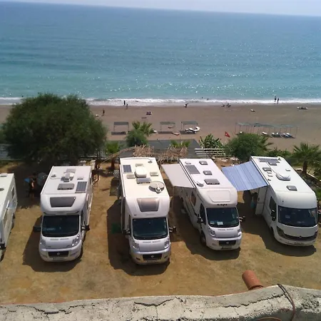 Mavi Cennet Caravan Campeggio