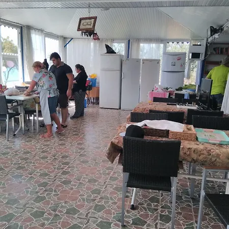 Mavi Cennet Caravan مكان تخييم Kızılot