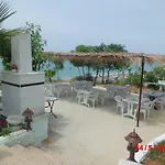 Kamp alanı Mavi Cennet Camping&pansiyon 2*