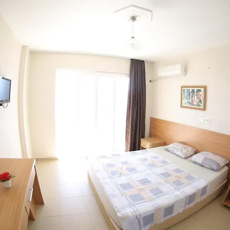 Mavi Cennet Caravan 营地 Kızılot