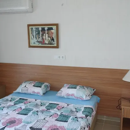 Mavi Cennet Caravan مكان تخييم