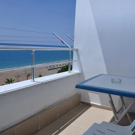 Mavi Cennet Caravan Campsite 2*