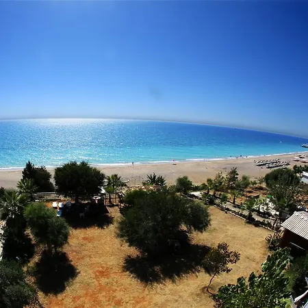 Mavi Cennet Caravan Campsite Kizilot